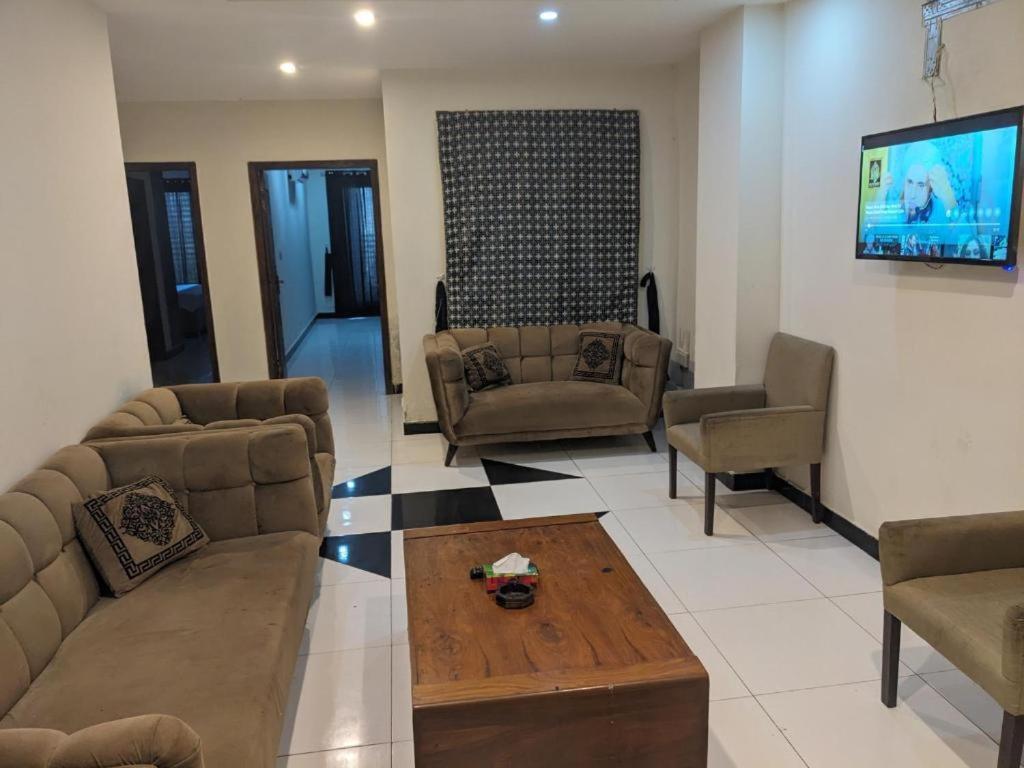 Lavish Hotel Rawalpindi Extérieur photo